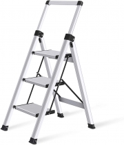 3 Step Safety Ladder With Retractable Handgrip