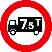 No Goods Vehicles Over 7.5 Tonne RA1 Rigid Plastic Traffic Signs
