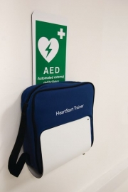 AED Wall Bracket Holder Easy Access With Sign