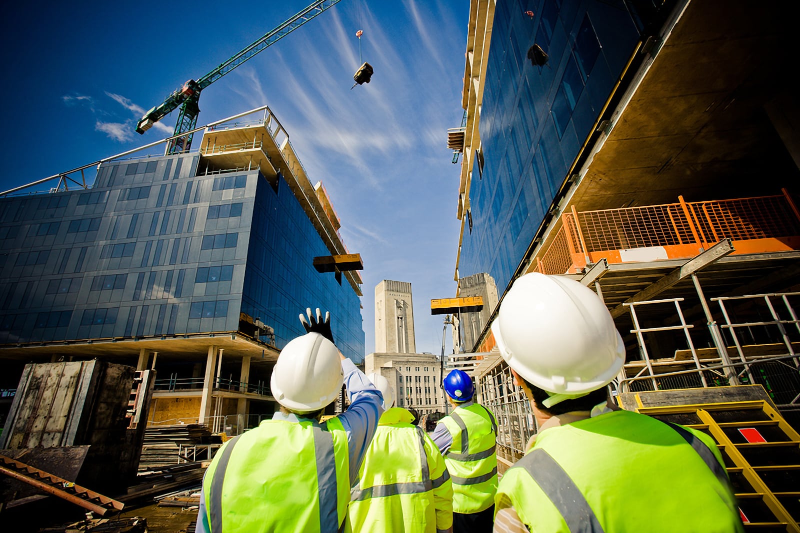 Moving Goods Safely On Building Sites